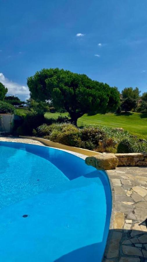 Villa Dans Cadre D'Exception - Golf, Piscine Et Tennis Prive Saint-Cyr-sur-Mer Exterior foto