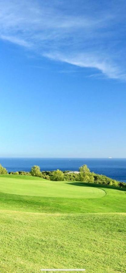 Villa Dans Cadre D'Exception - Golf, Piscine Et Tennis Prive Saint-Cyr-sur-Mer Exterior foto